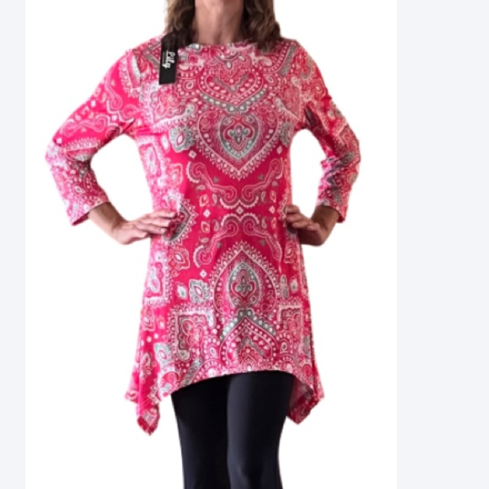 NWT Lily by Firmiana Long Tunic Top, Shark Bite Hem, Paisley, Long
